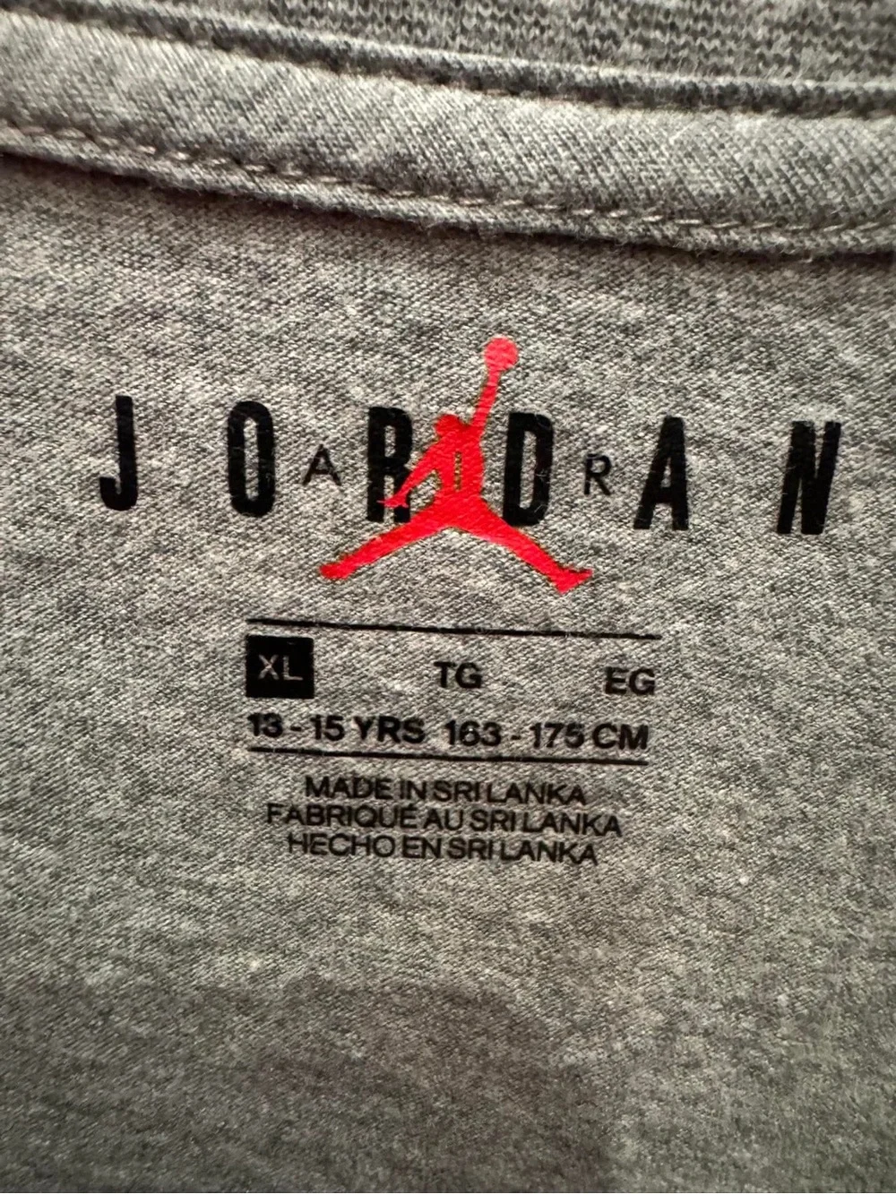 Nike Grey Short-Sleeve 'Flight' Graphic Tee with Red Accent boys XL